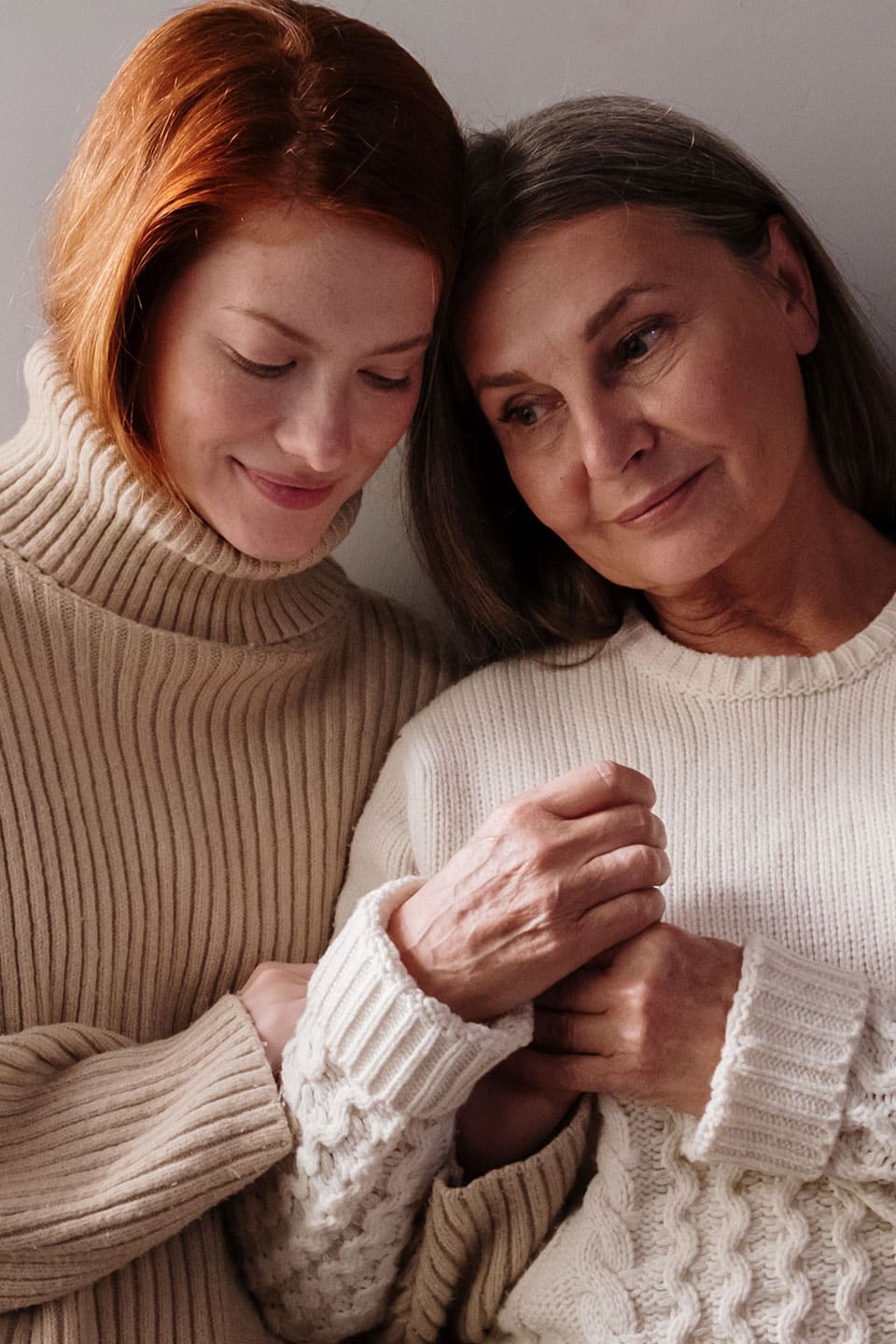 Dos mujeres de edades diferentes